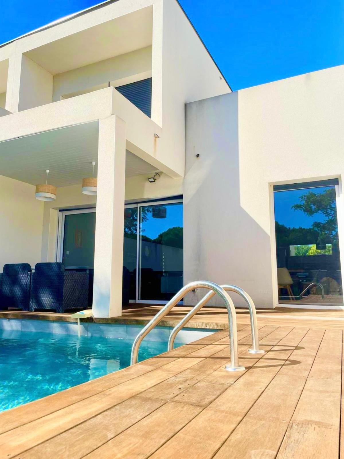 Villa Design Cap Dagde Piscine Et Plage Le Grau-dʼAgde エクステリア 写真